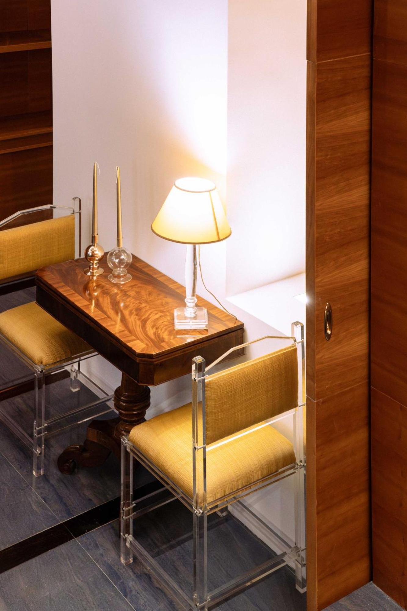 Arancio Luxury Rom
